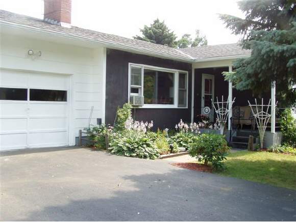 61 Suzie Wilson Rd