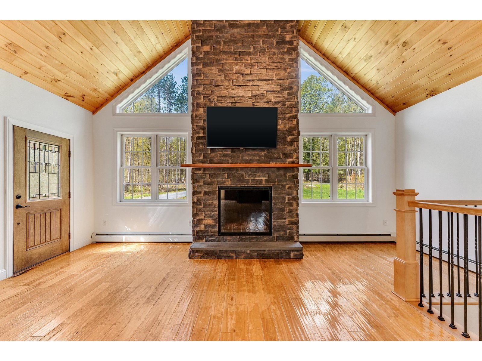 Gas fireplace