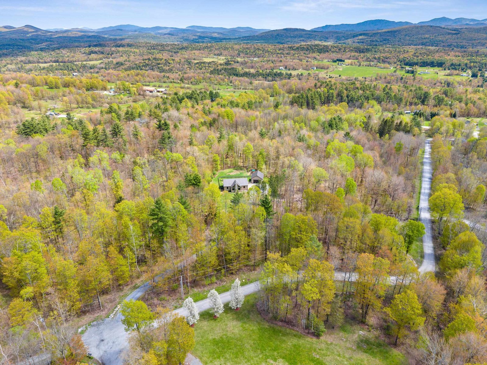 12+ acres of privacy
