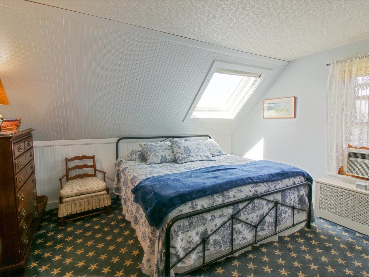 Primary Suite with Skylight