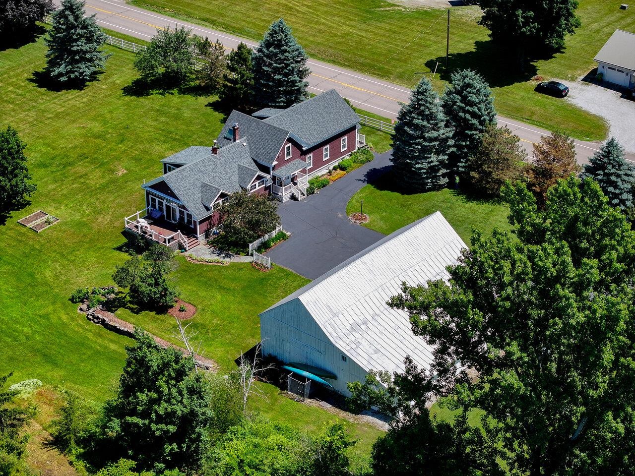 With Barn on 7.4 Acres