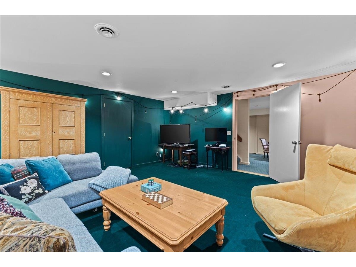 615 Field Road, Unit 73