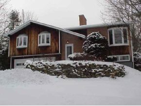616 POND Rd