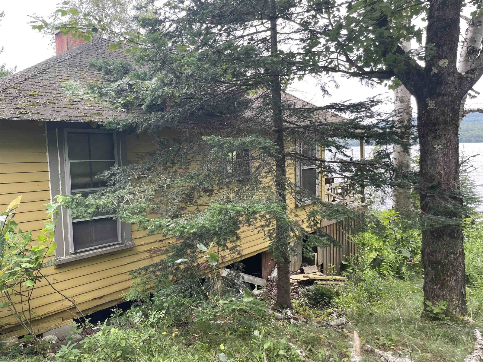 618 Cottage Road