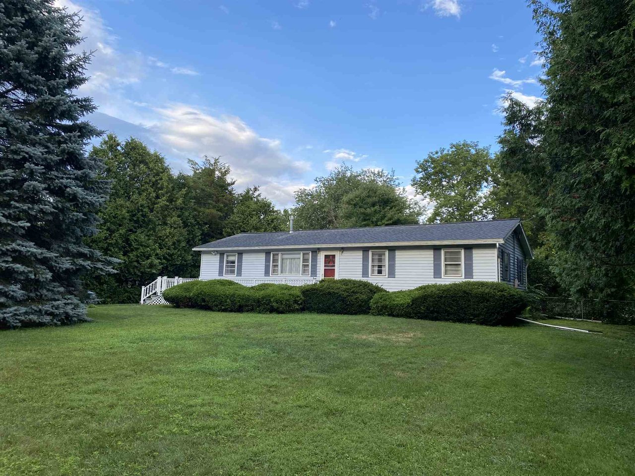 62 Arrowhead Avenue