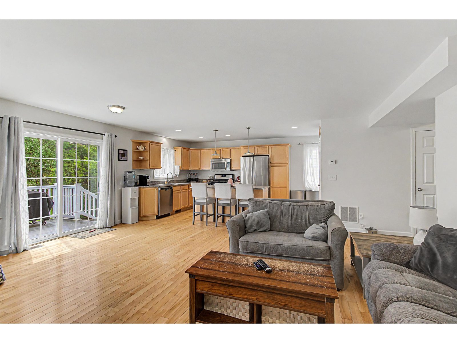 62 Bay Hollow Lane