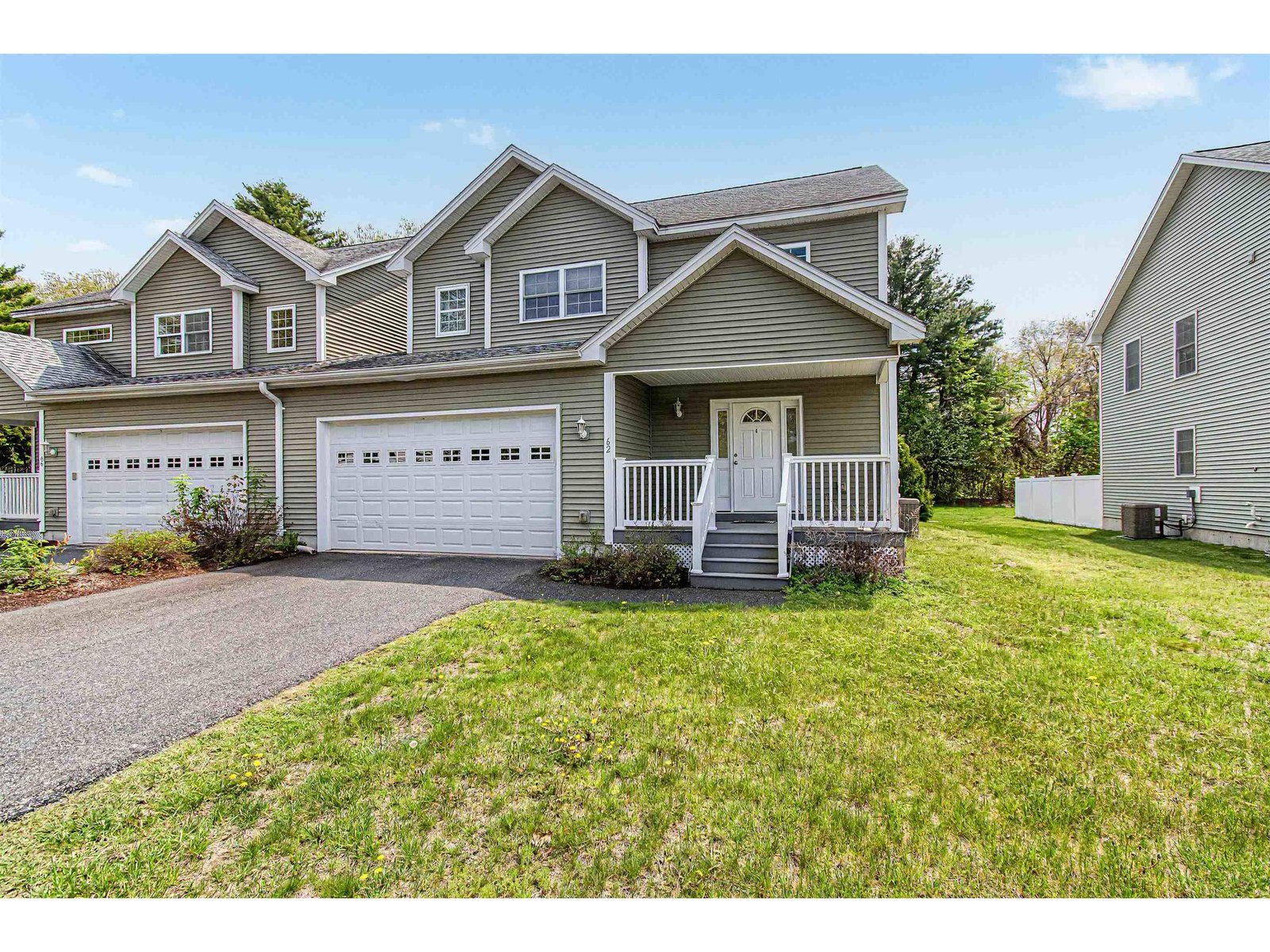 62 Bay Hollow Lane