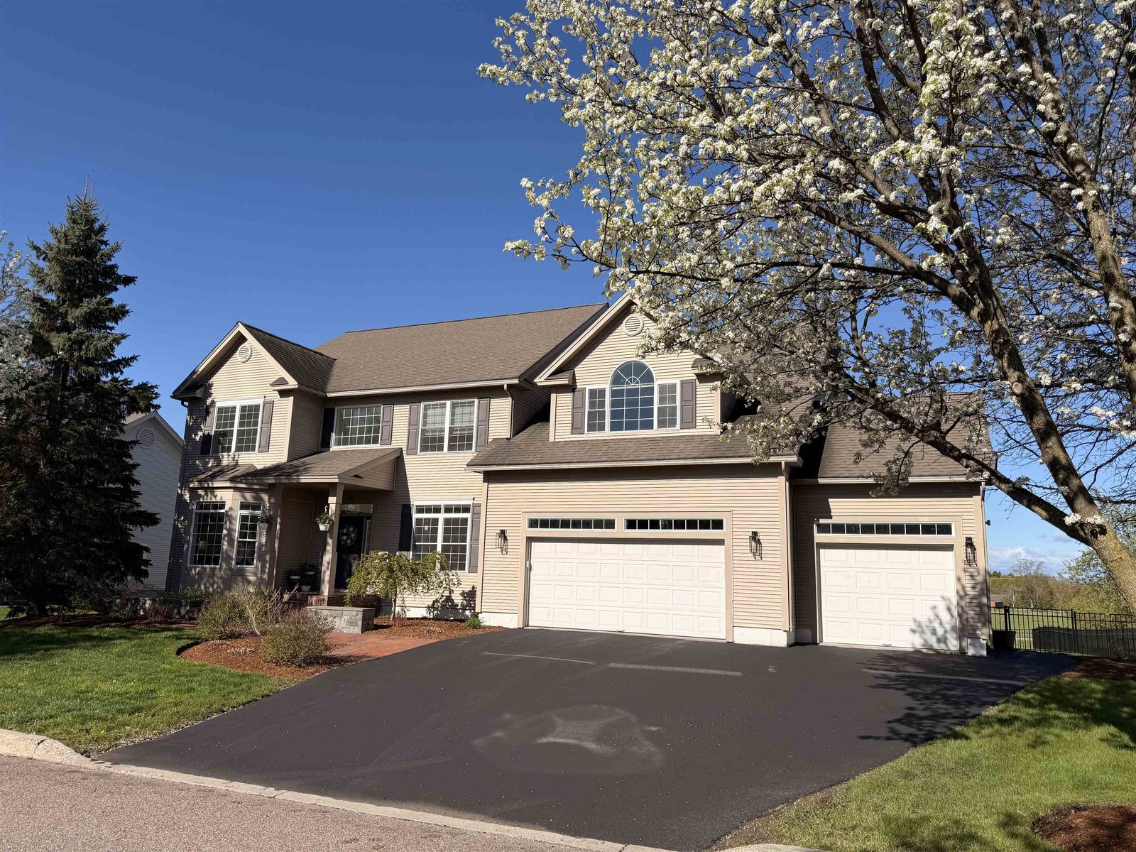 62 Crispin Drive