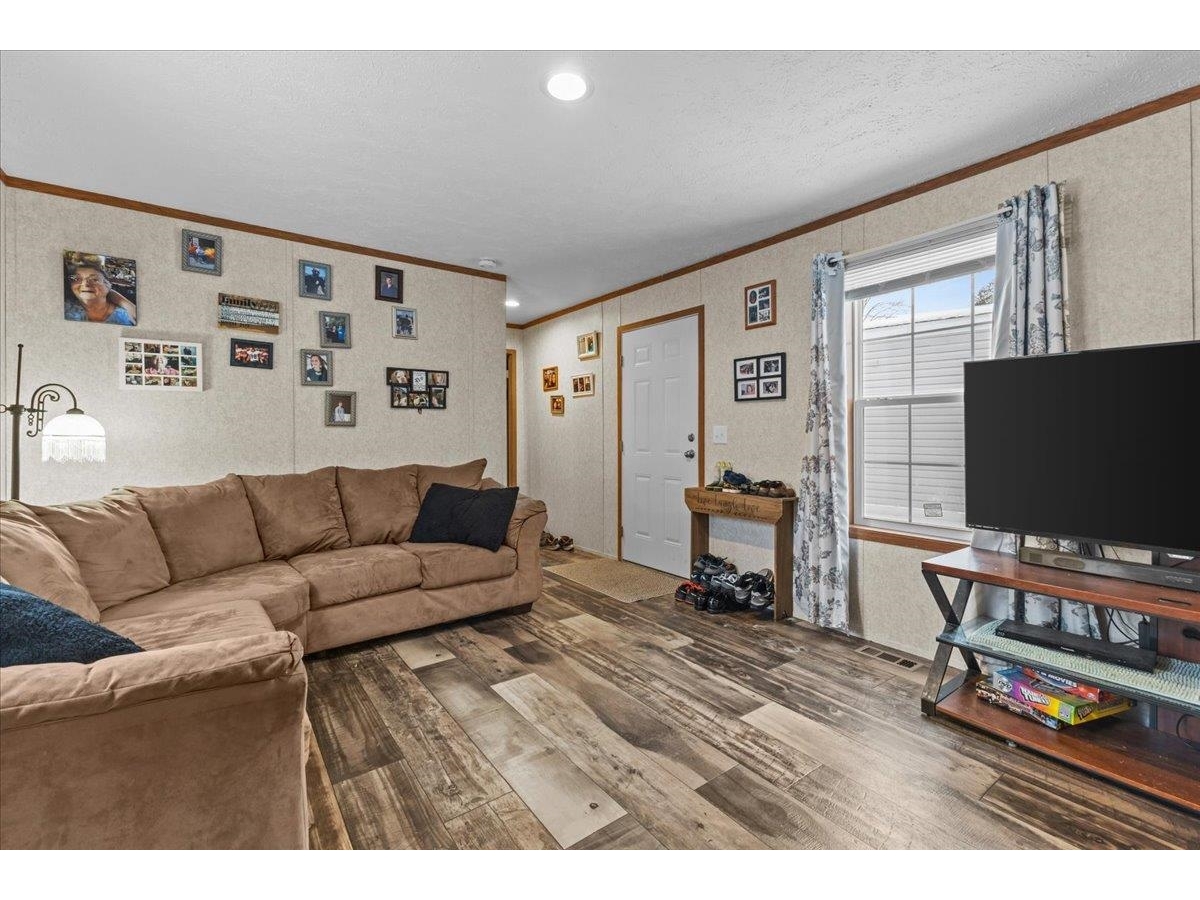 62 Hillview Terrace