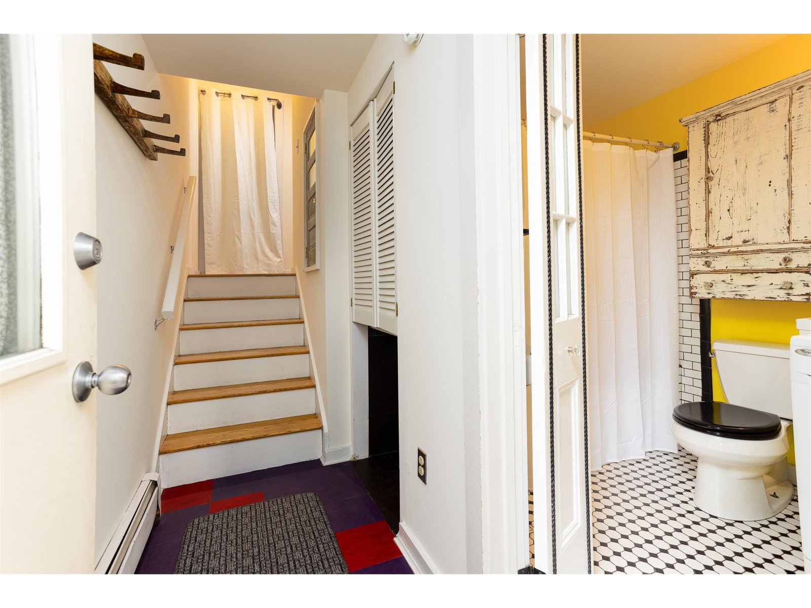 62 Lakeview Terrace, Unit B
