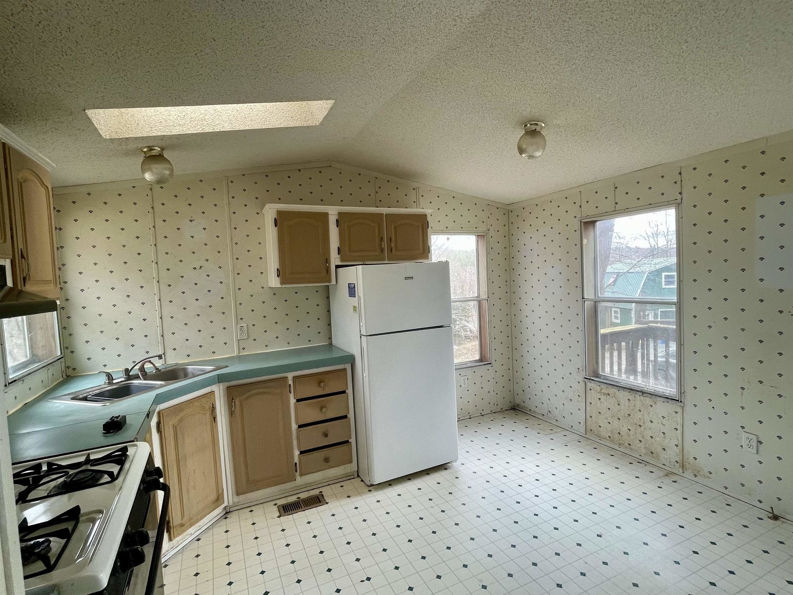 62 Maple Tree Lane