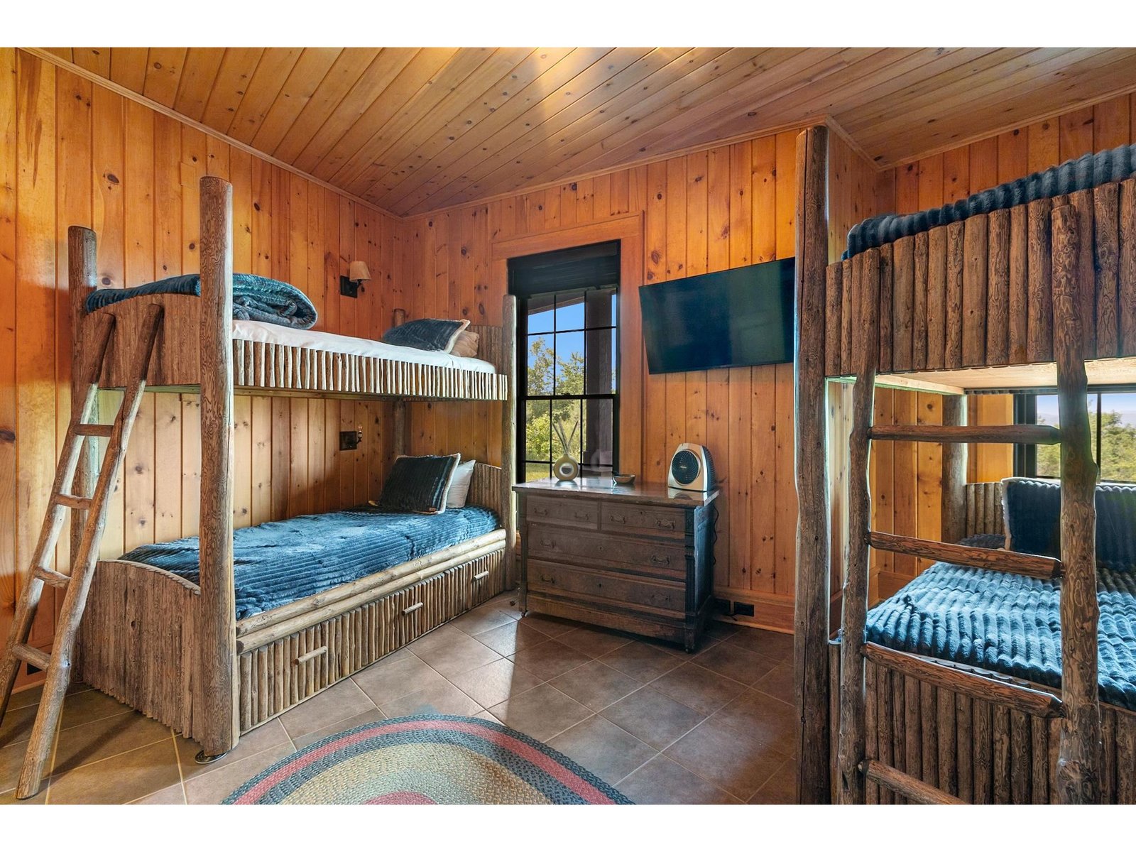 Bunkroom