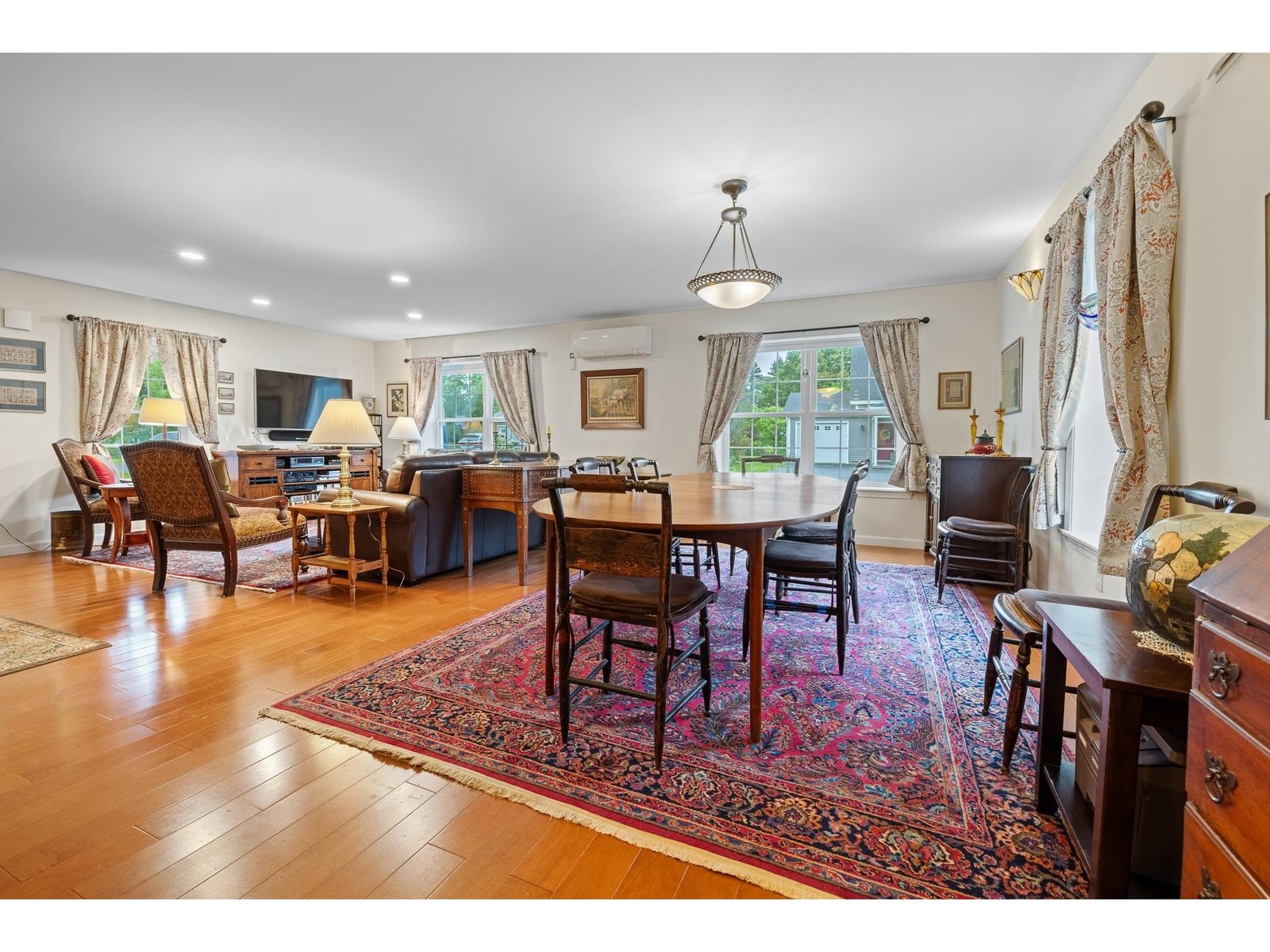 62 Pullman Lane