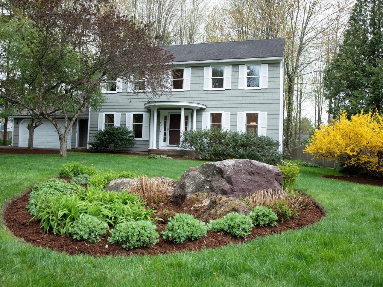 62 Summit Circle