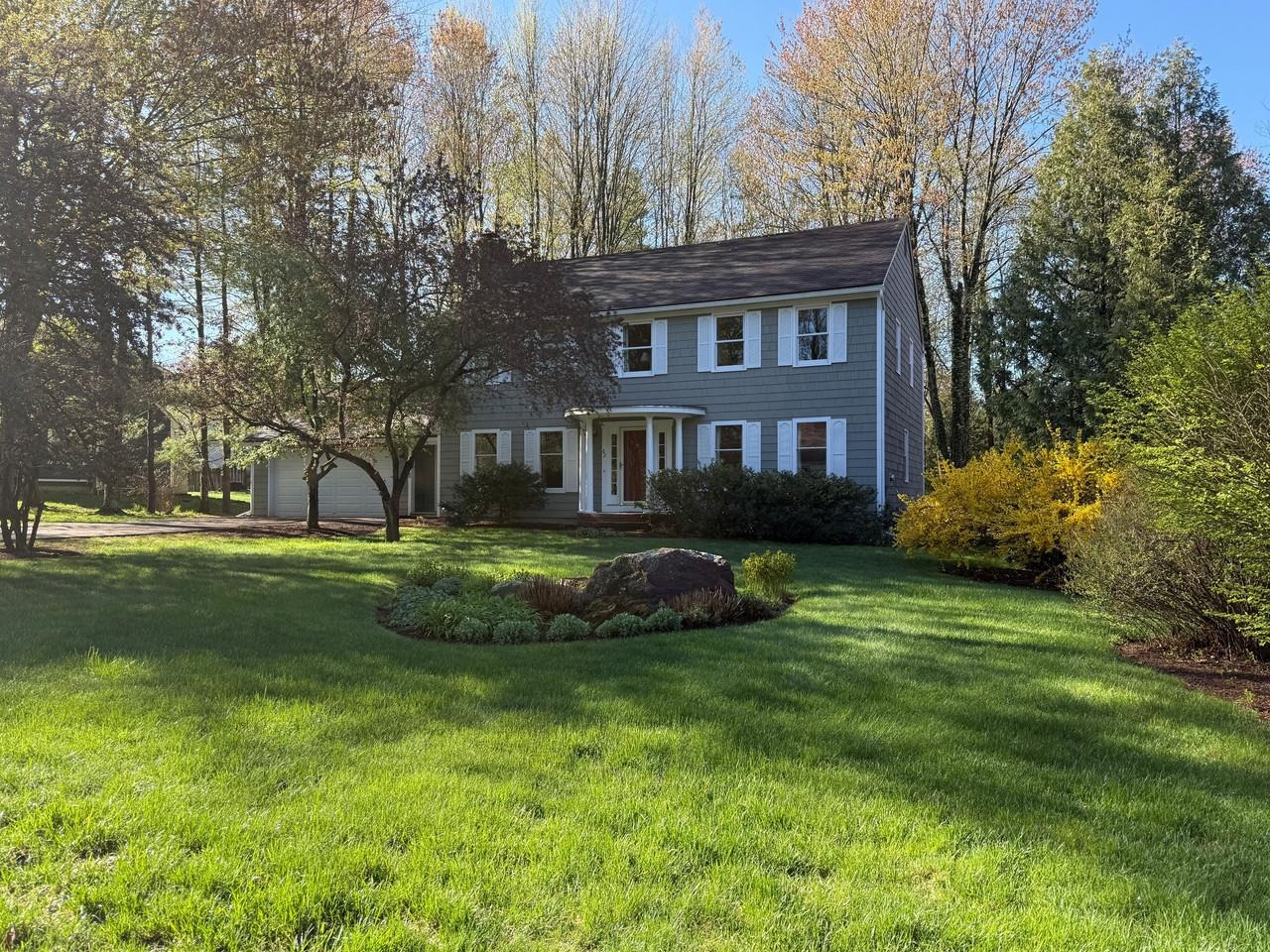 62 Summit Circle