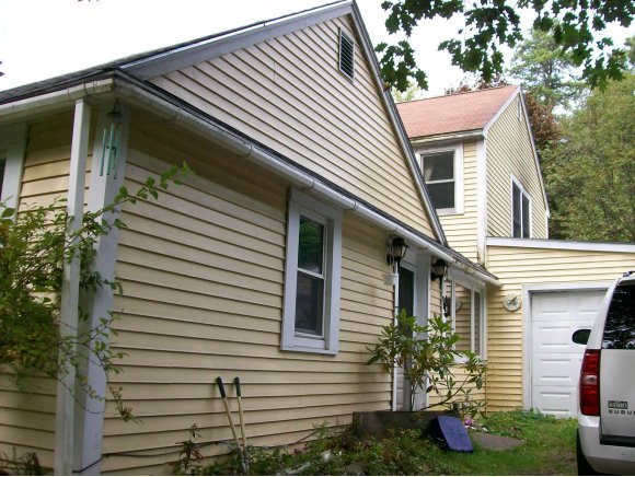 620 Macrae Road