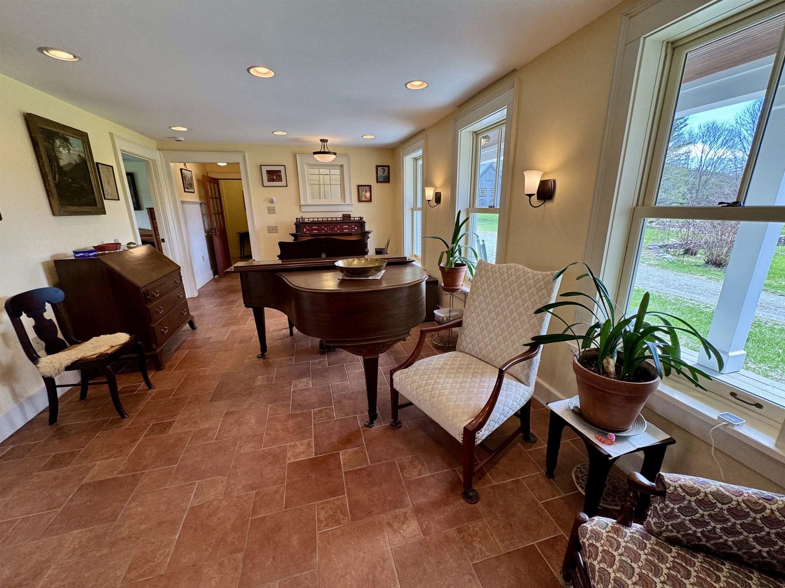 6206 Scotch Hollow Road