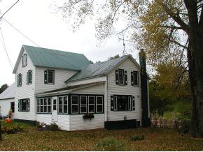 628 Brosseau Rd