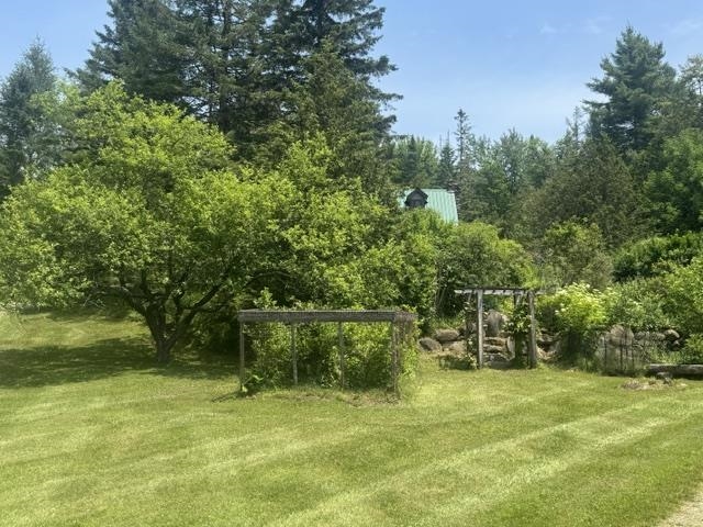 629 South Craftsbury Road