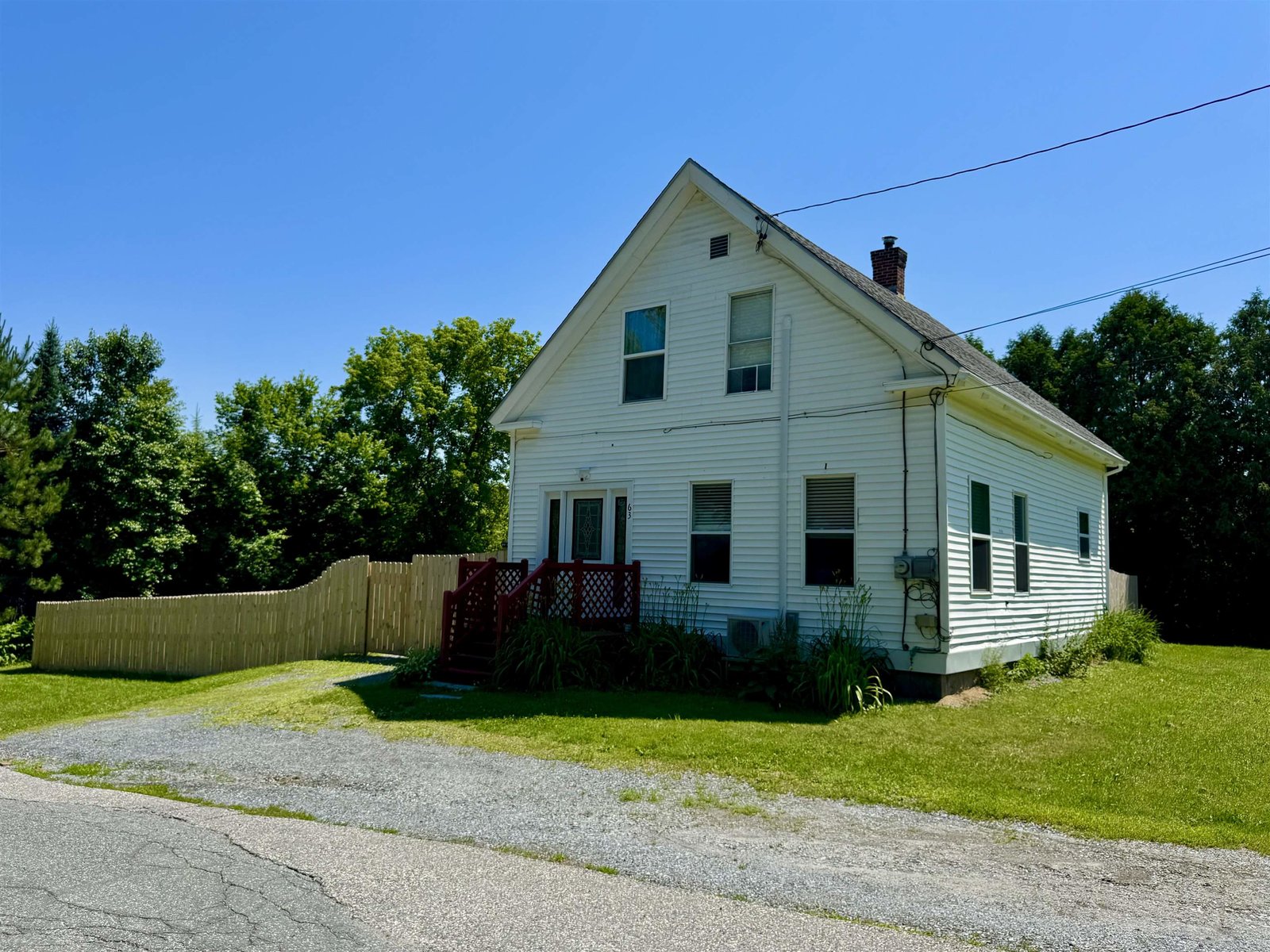 63 Cobblestone Alley, Bradford
