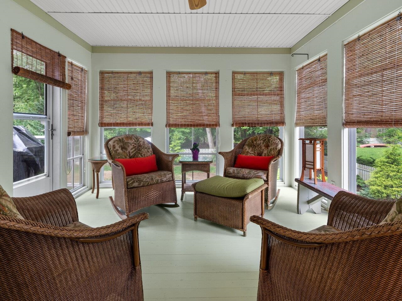 63 Robin Road