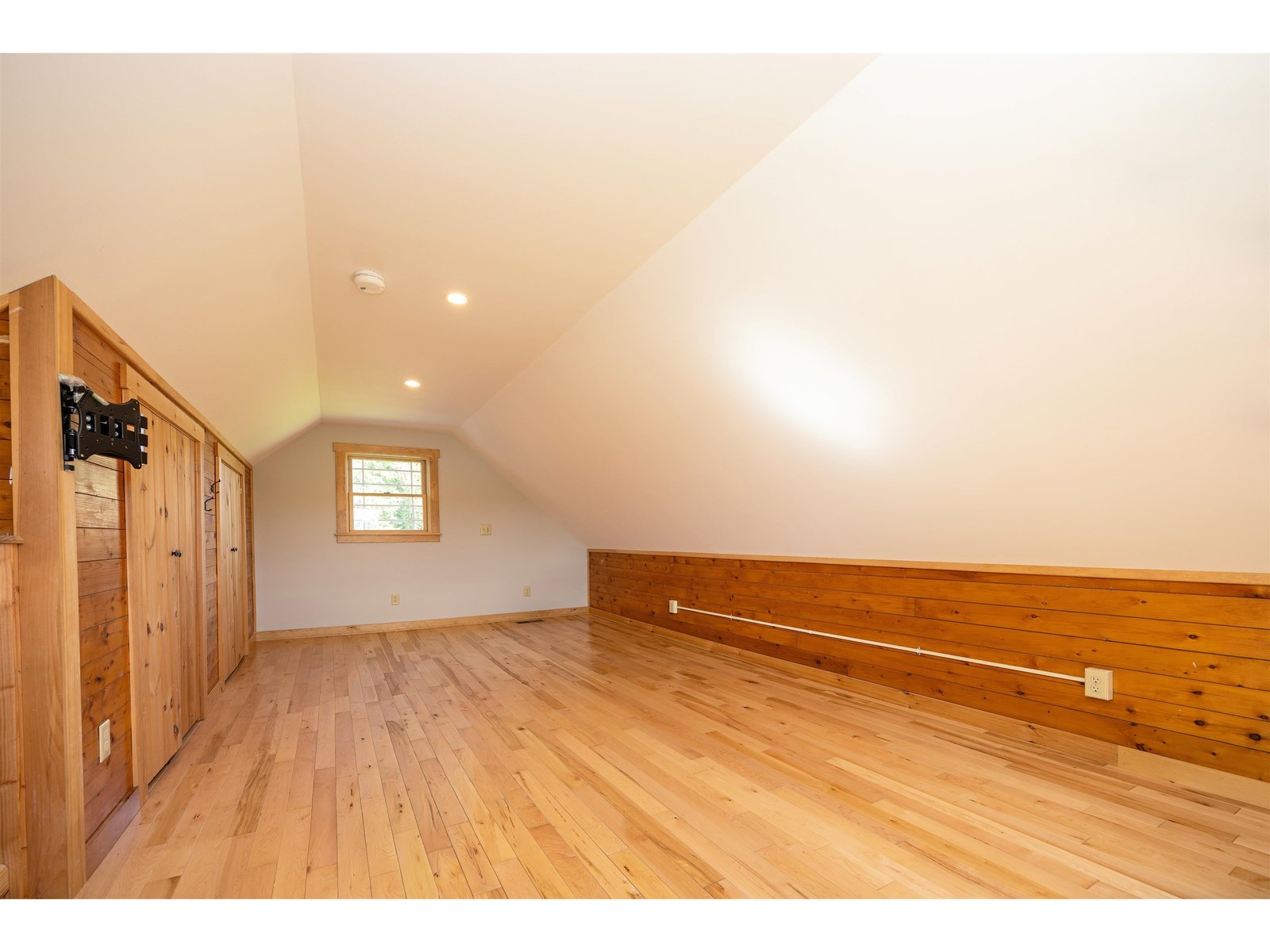 63 Stevens Hill East
