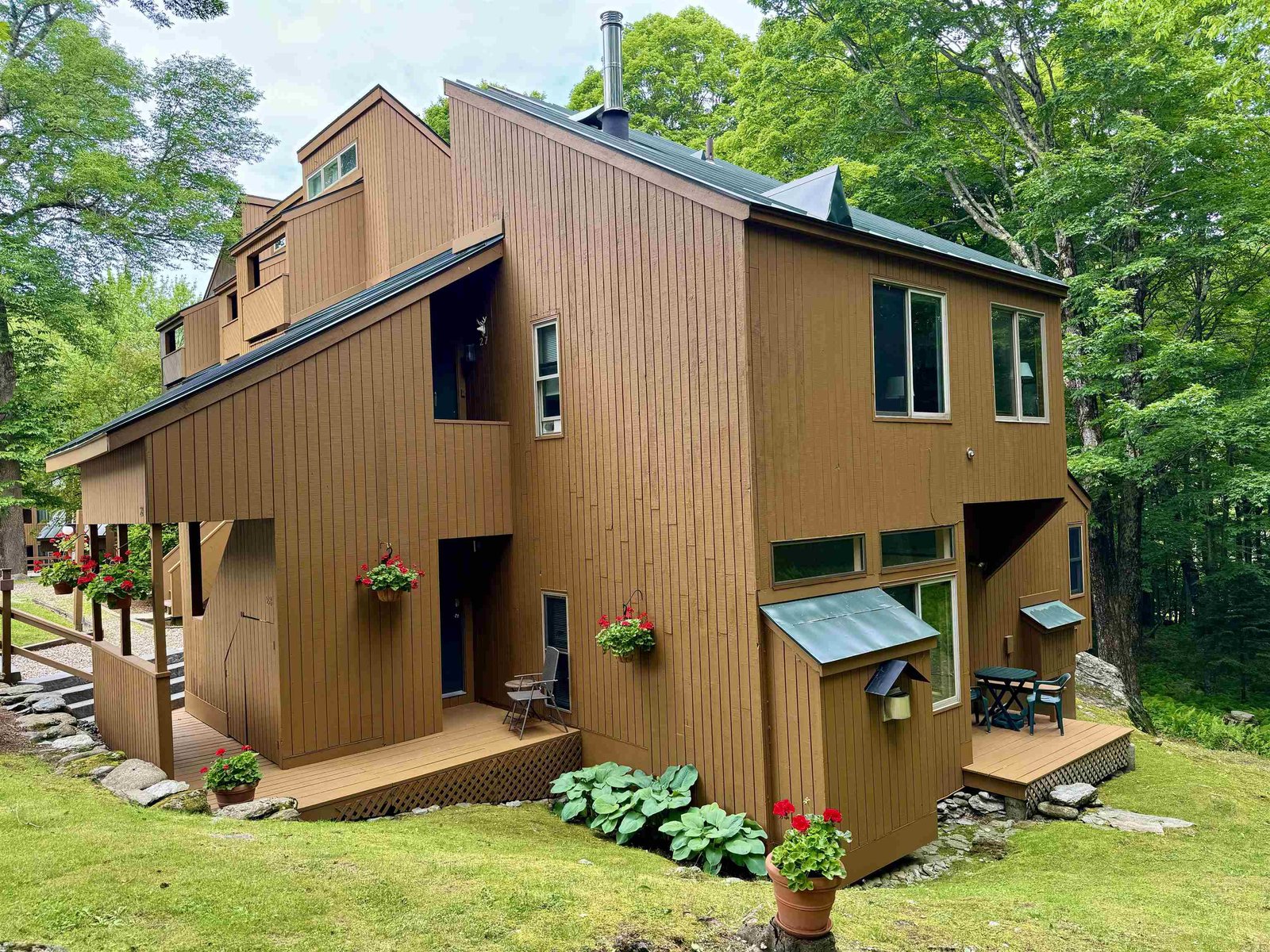 63 Sugar Run, Unit 27