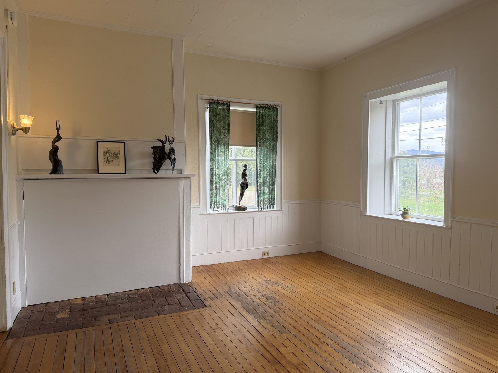 632 Morristown Corners Road