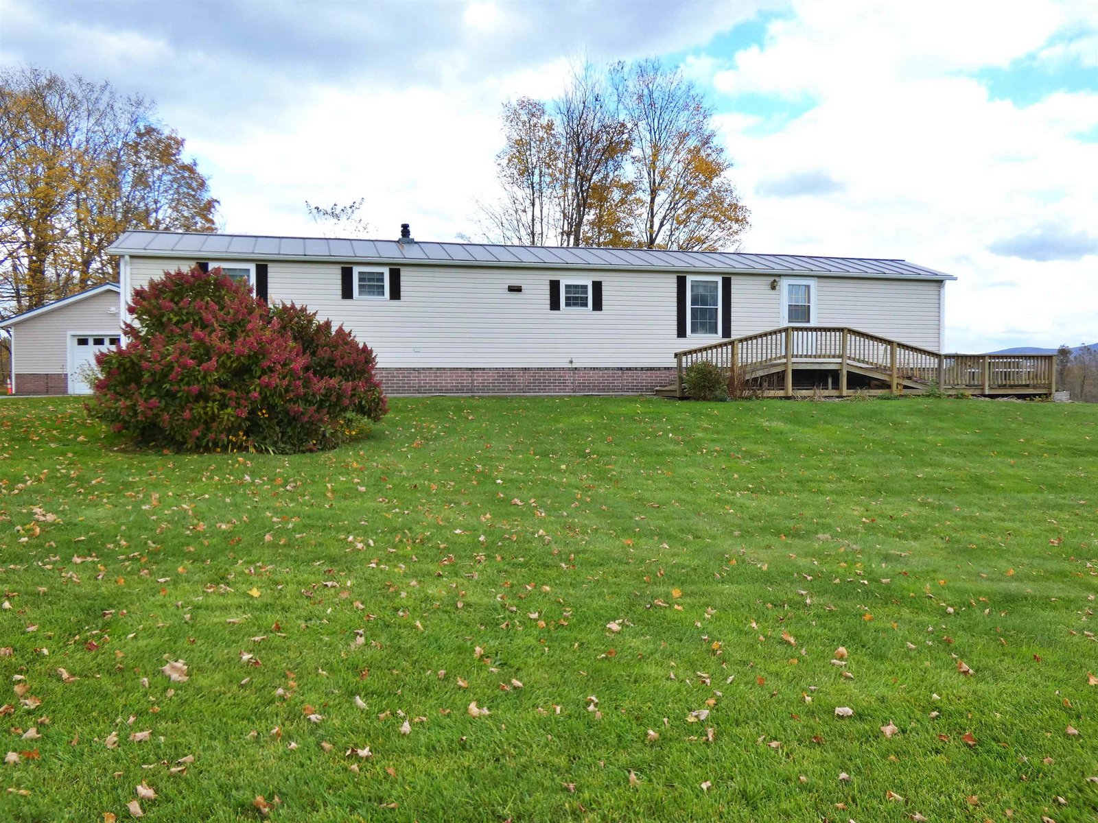 632 North Hill Road