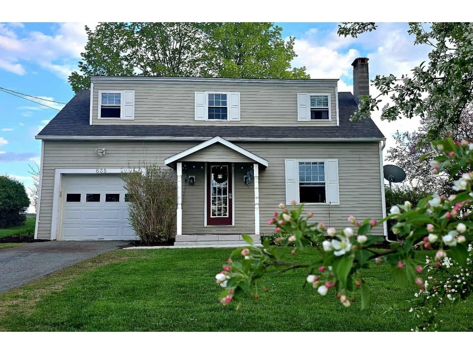 635 Elm Street