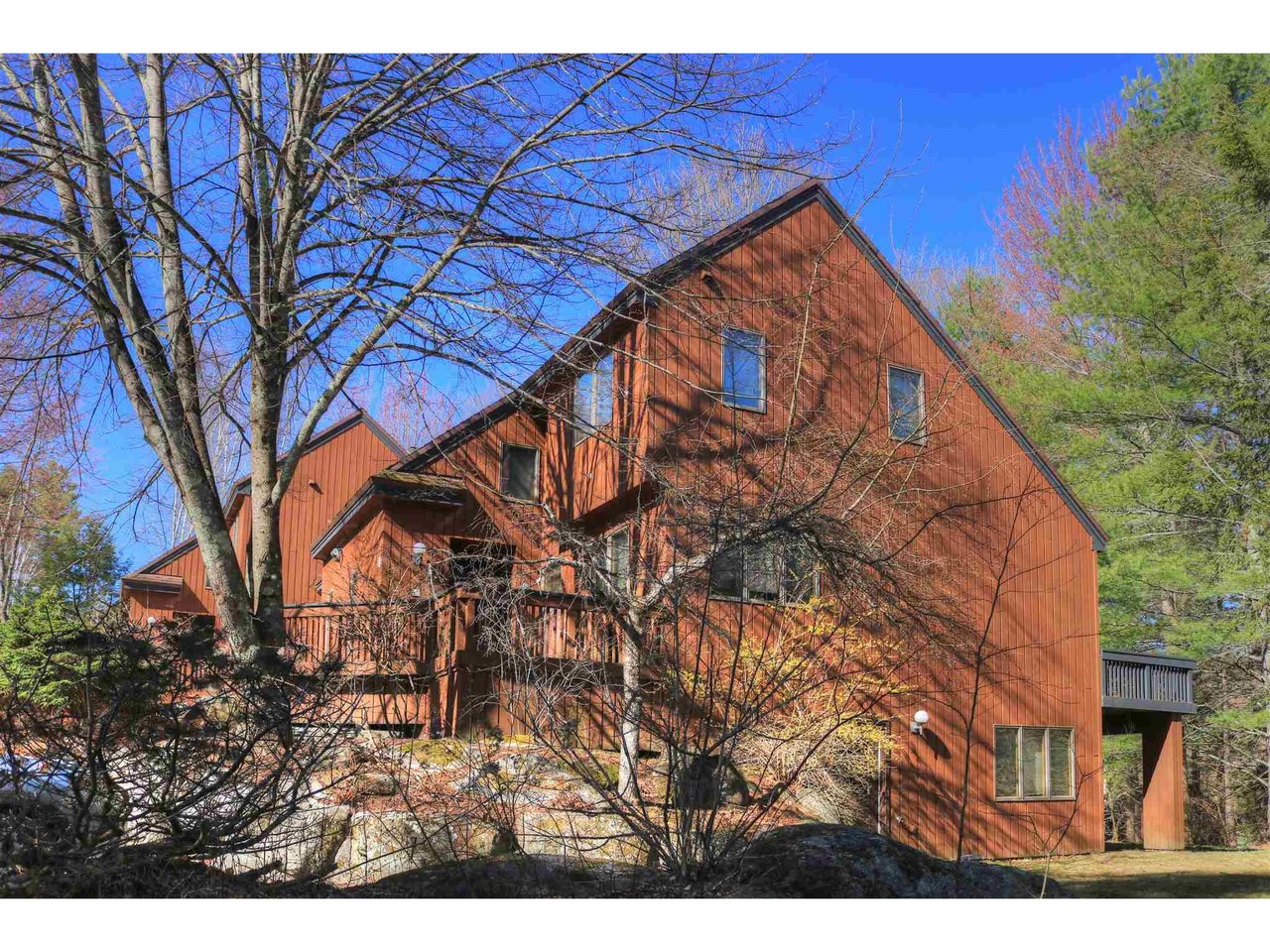 635 Field Road, Unit 77