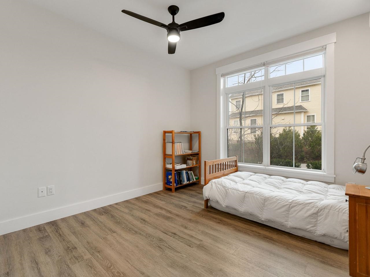64 Aiken Street, Unit 102