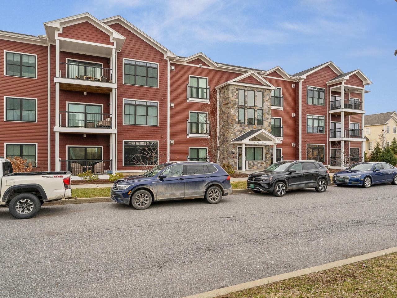 64 Aiken Street, Unit 102