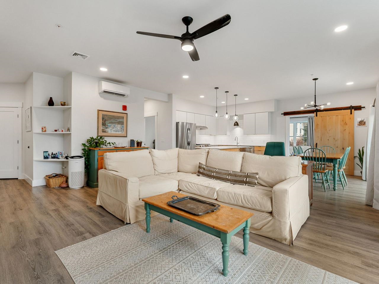 64 Aiken Street, Unit 102