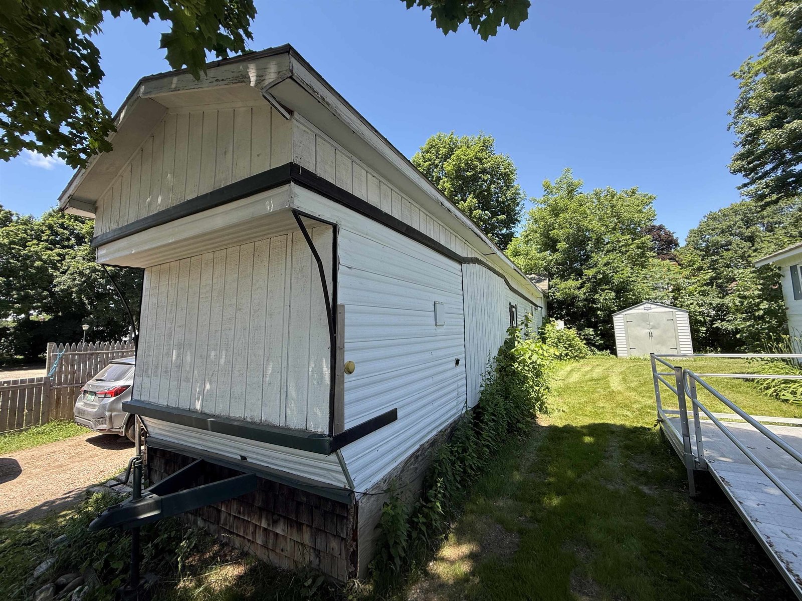 64 Avenue C