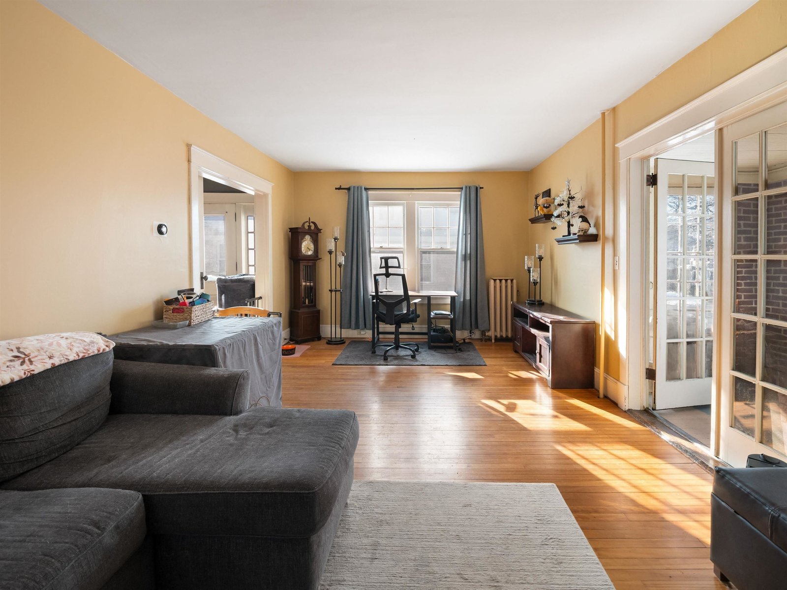 64 Bellevue Avenue