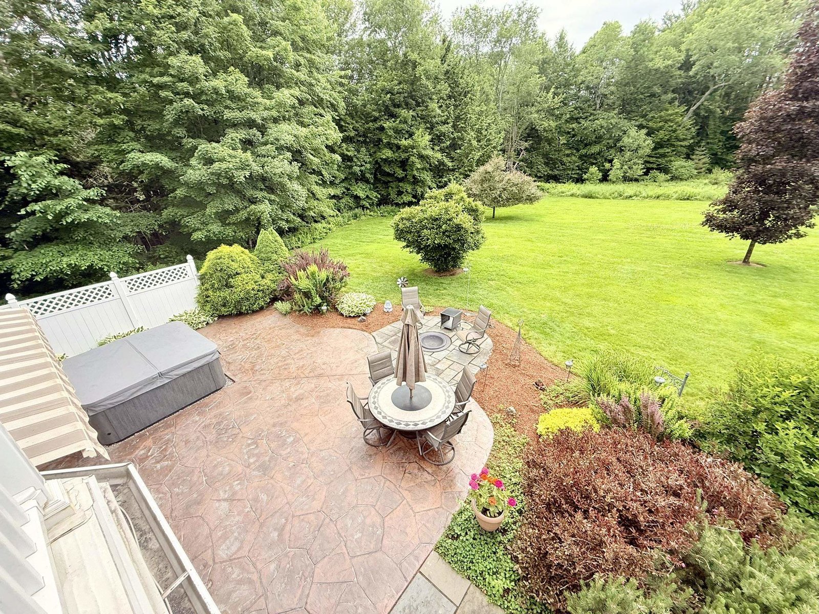 Primary-Balcony View