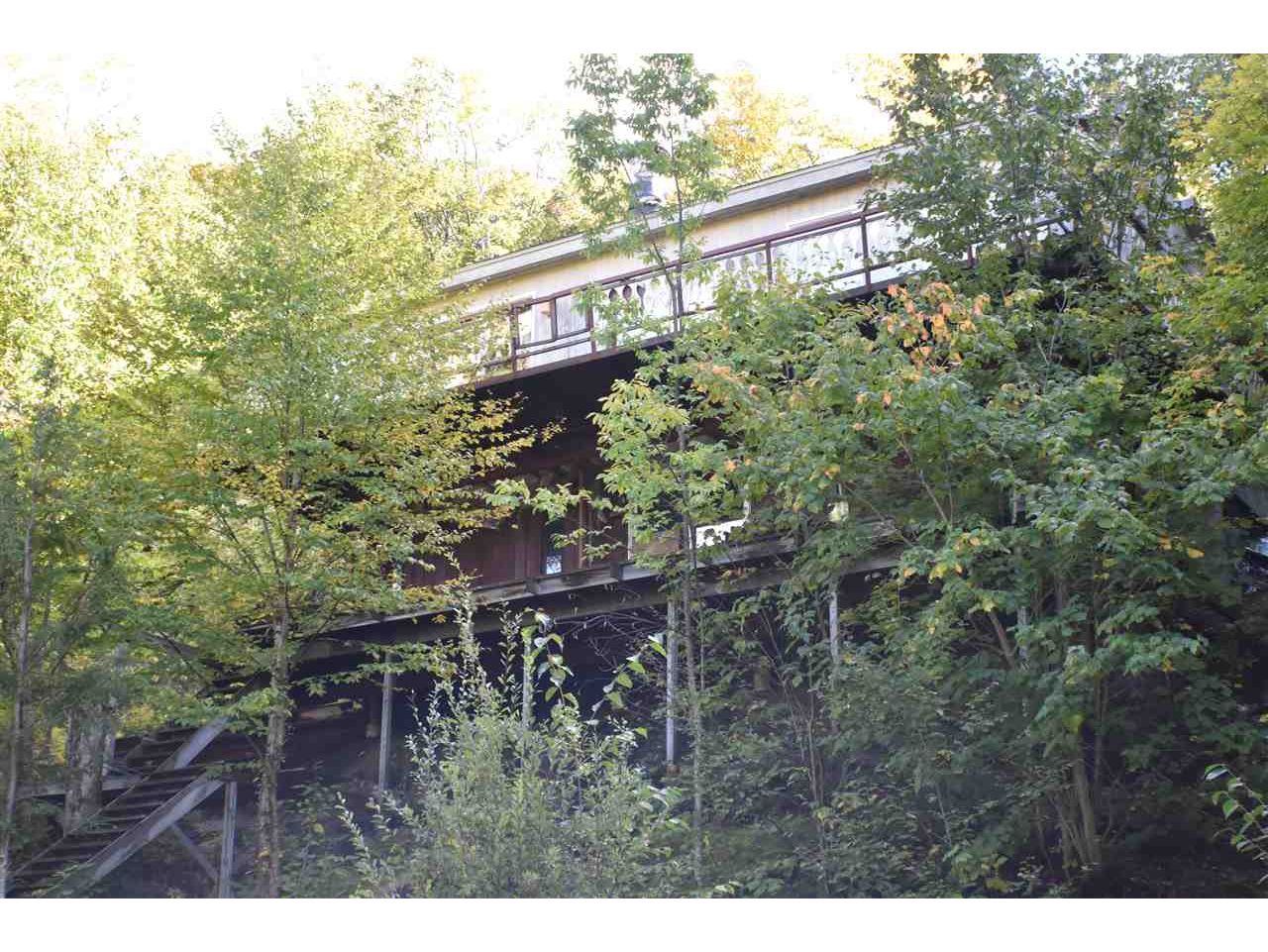 64 Loop Road