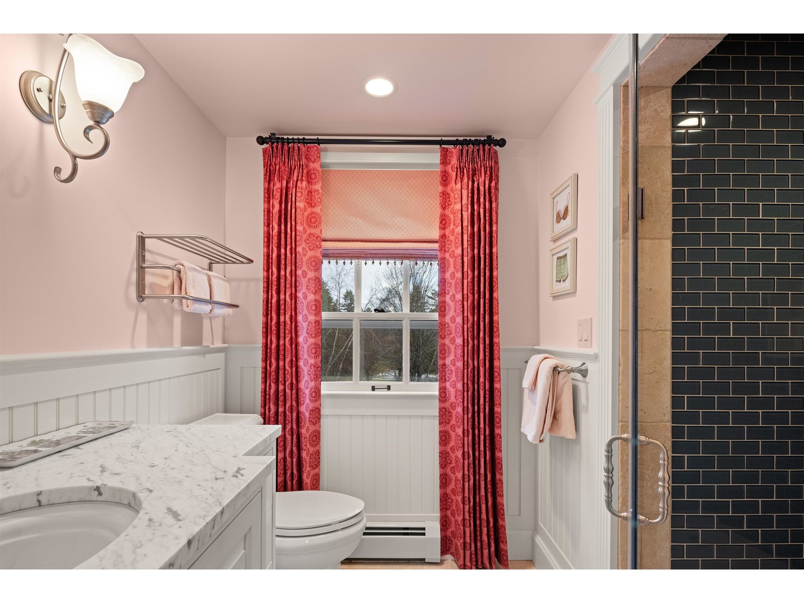 2nd Floor Guest Bath