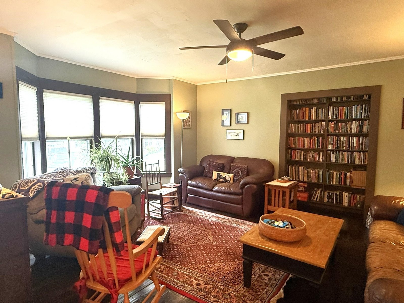 64 Pleasant Street