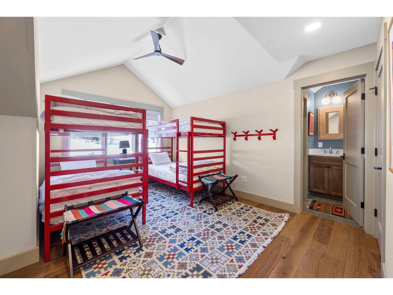 64 S Villa Drive, Unit 624