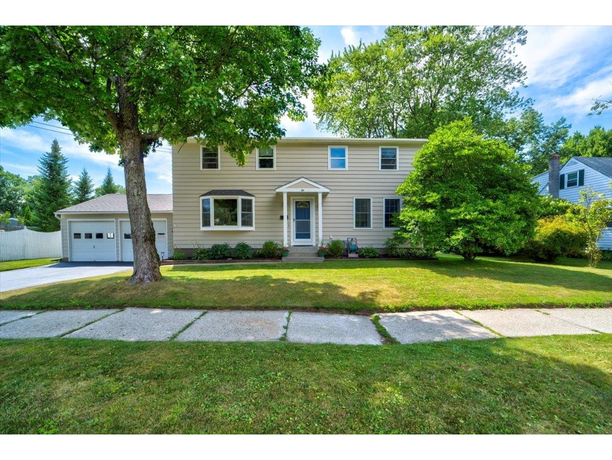 64 Sandy Lane