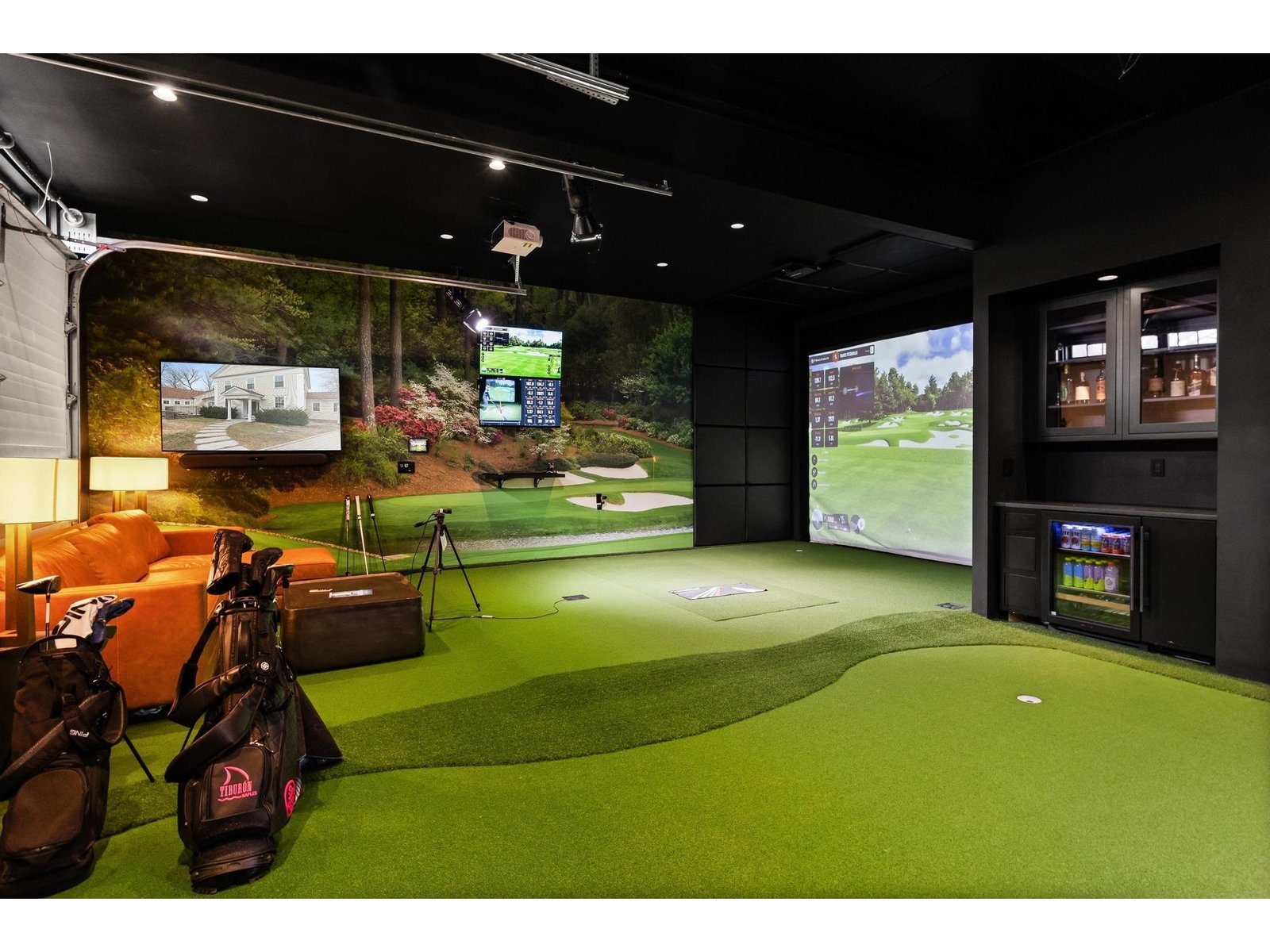 Sports & Entertainment Studio