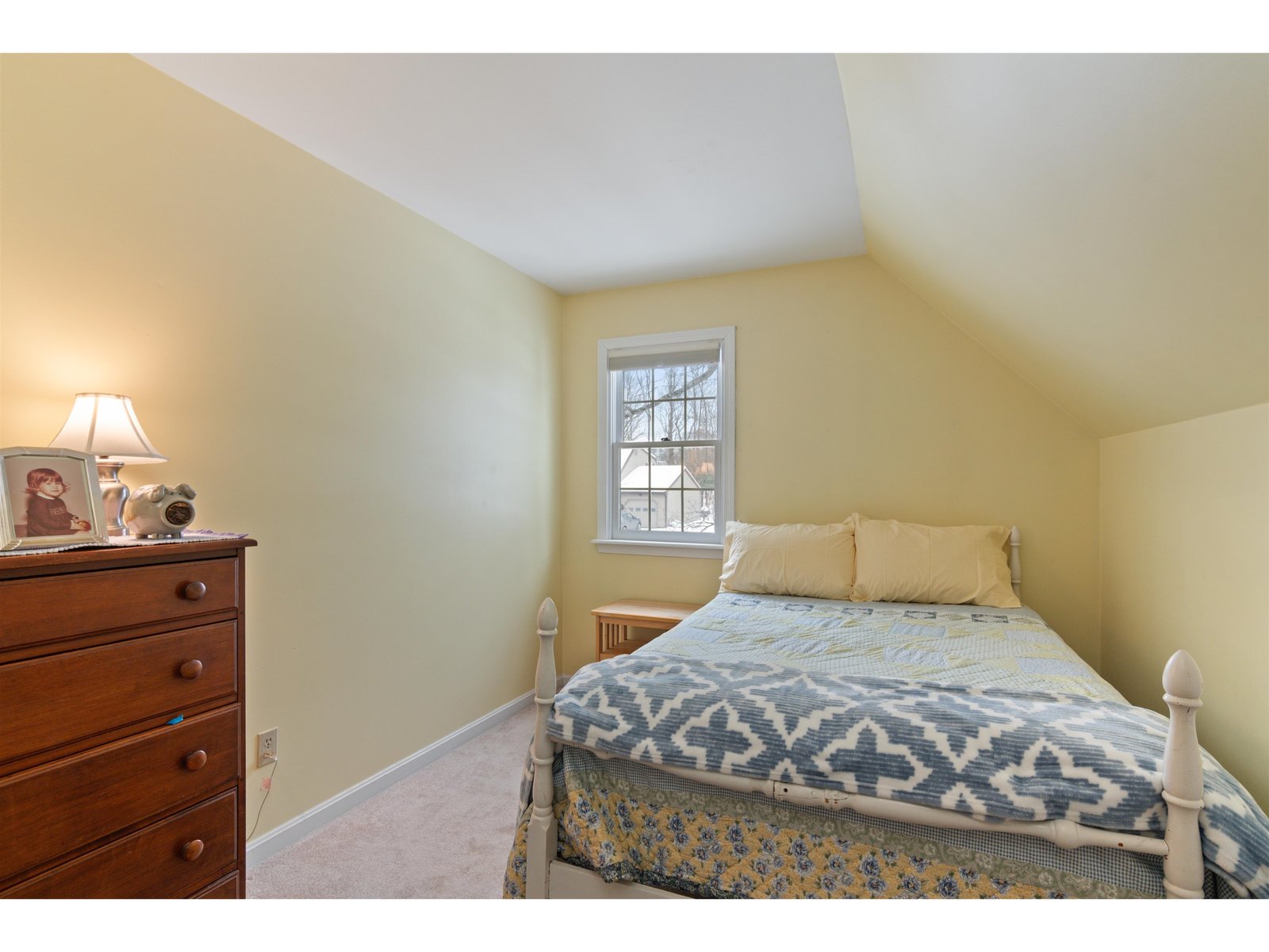 643 Oak Circle