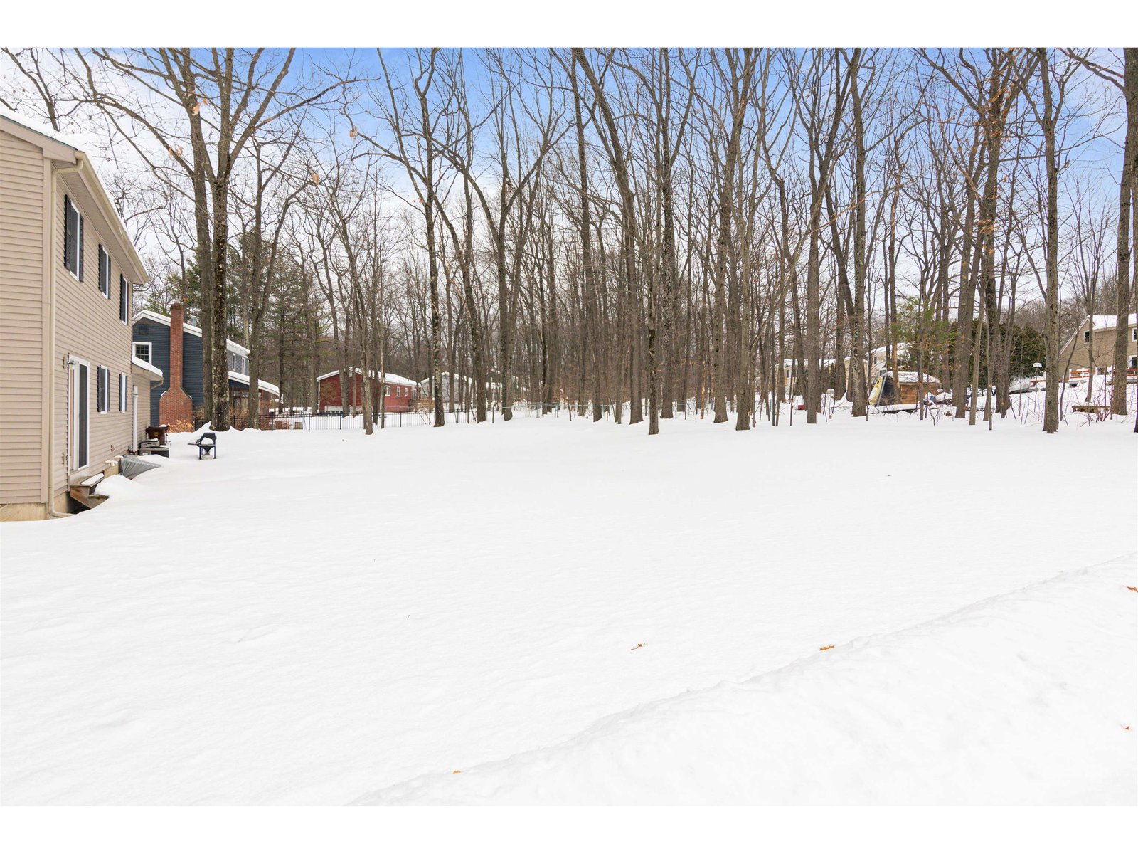 643 Oak Circle