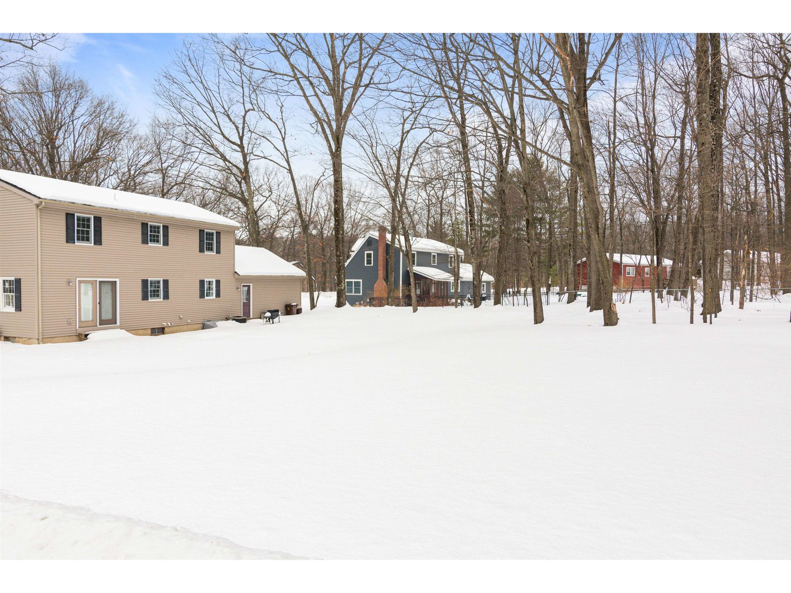 643 Oak Circle