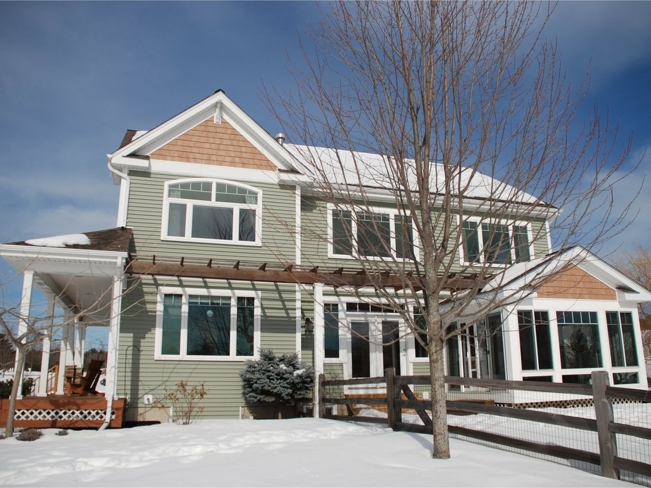 647 Sycamore Street