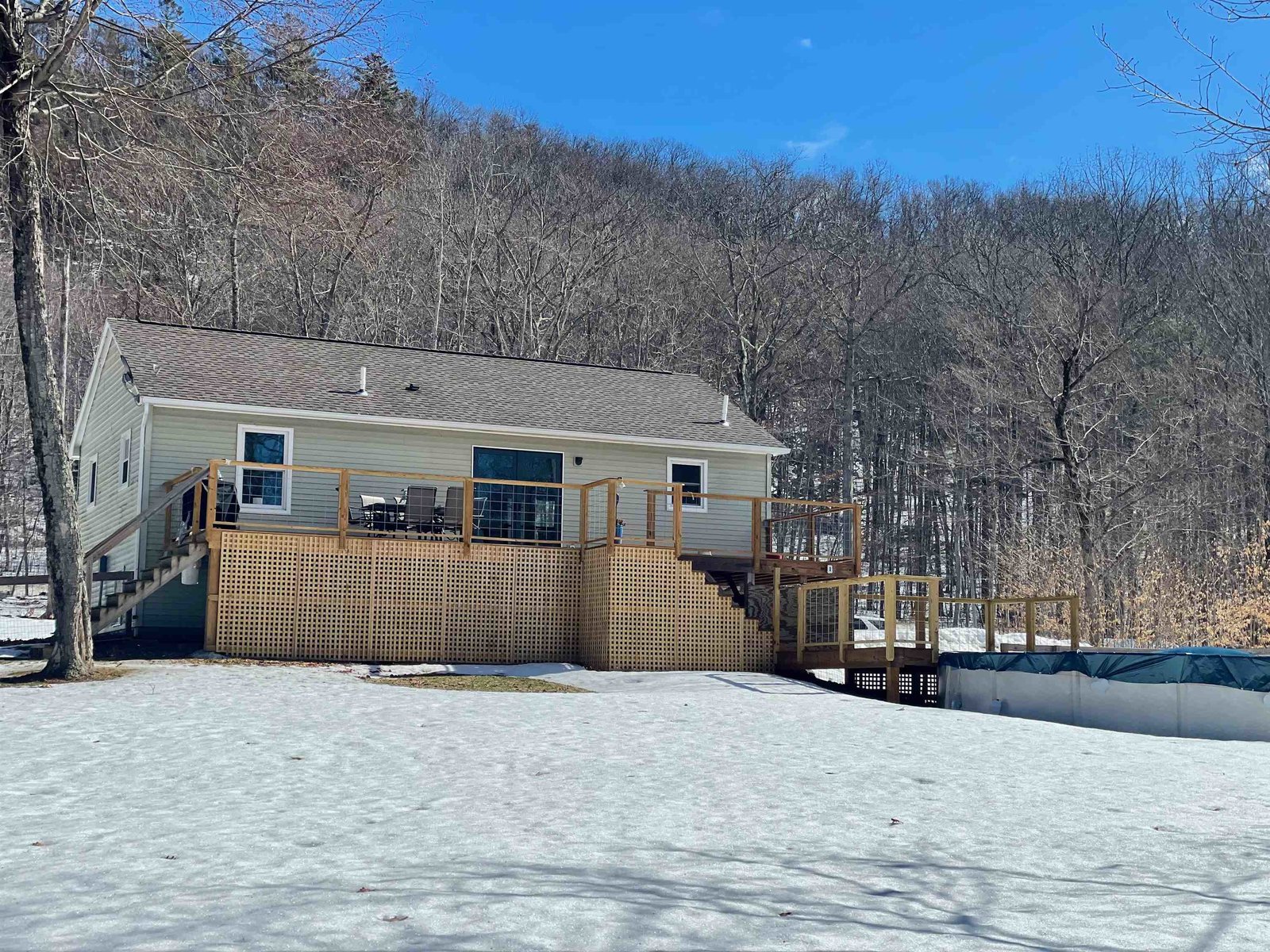 647 Upper Plains Road