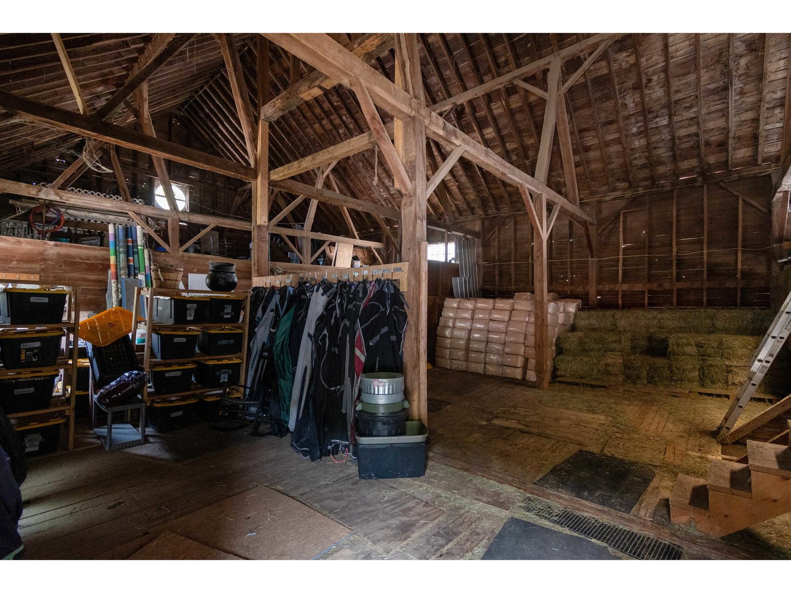 loads of storage in the loft, plus a work shop