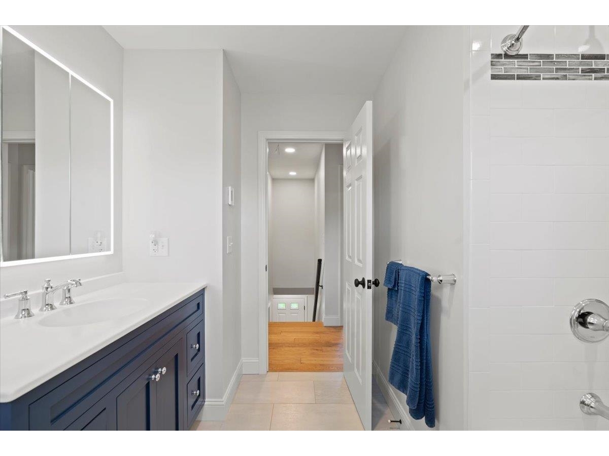 Primary suite